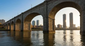 High Bridge spanning the Harlem River connecting the Bronx to Manhattan